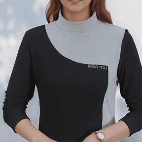 Blusa Cristina™ com Estampa Curva Bicolor e Tecido Térmico / Visual Impecável com Aconchego!